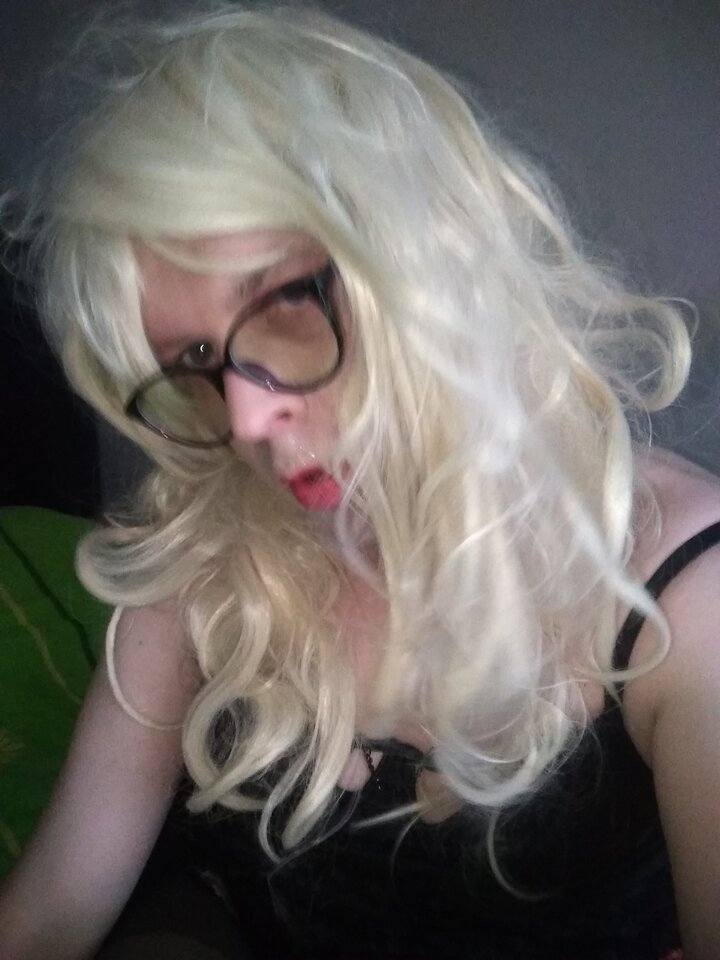 IMG_20241212_082112580_BURST000_COVER_TOP.jpg - juliadada