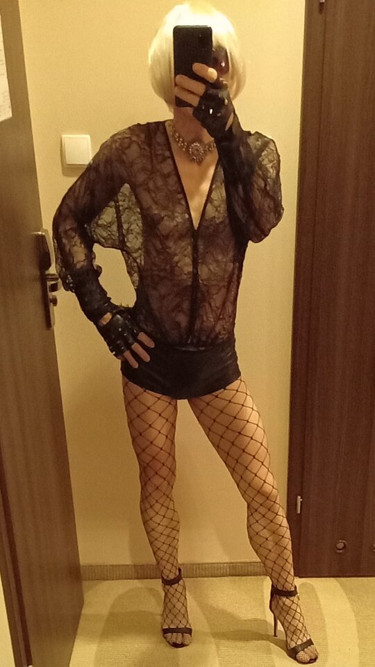 20241216_223413.jpg - Active_Lady