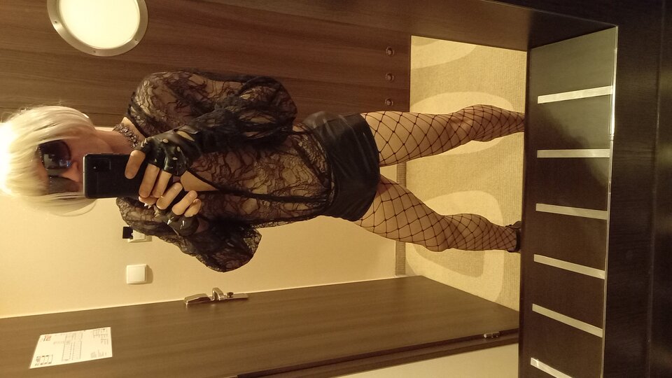 20241216_223535.jpg - Active_Lady