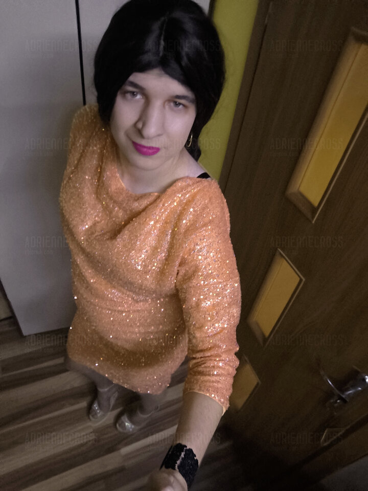 1000000789.jpg - Adriennecross