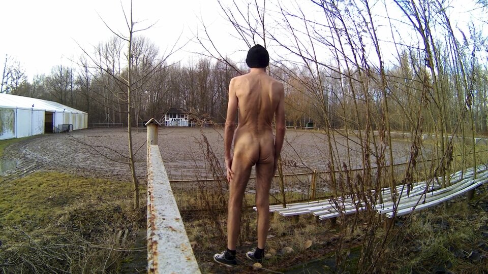 20241223.mp4_snapshot_00.59.759.jpg - Krzysztof_cfnm