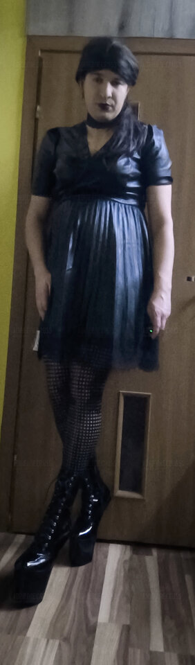 1000000942.jpg - Adriennecross