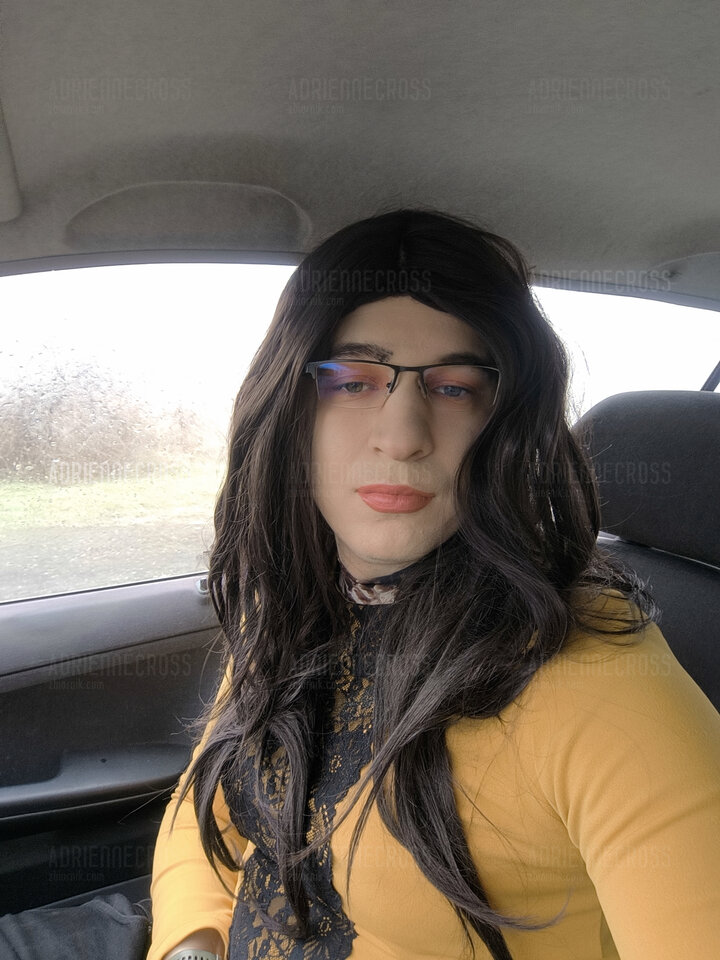 1000001053.jpg - Adriennecross