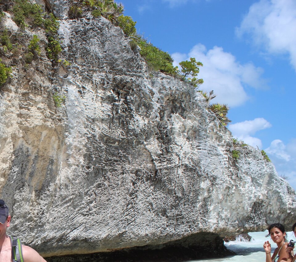 somewher , try to guess ...? - Hetfi