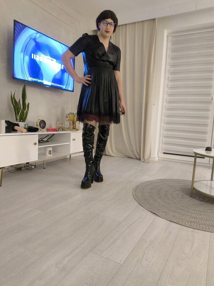 1000001092.jpg - Adriennecross