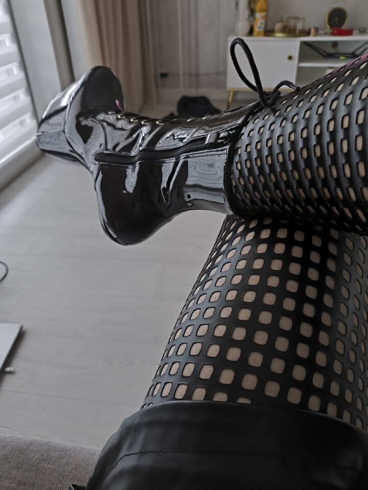 1000001148.jpg - Adriennecross