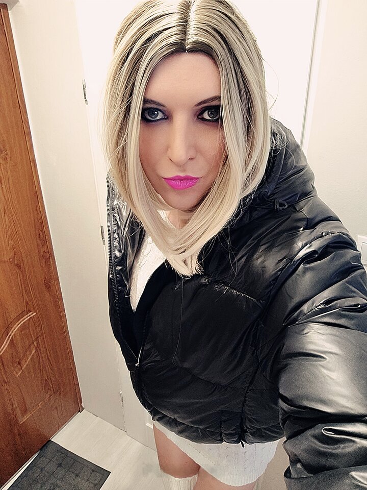 Wychodzę - do zobaczenia w nowym roku - SuniaaMartunia