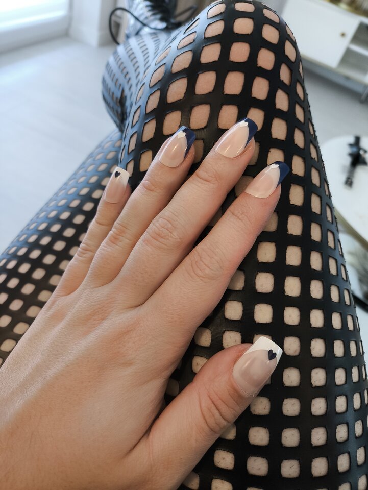 1000001168.jpg - Adriennecross