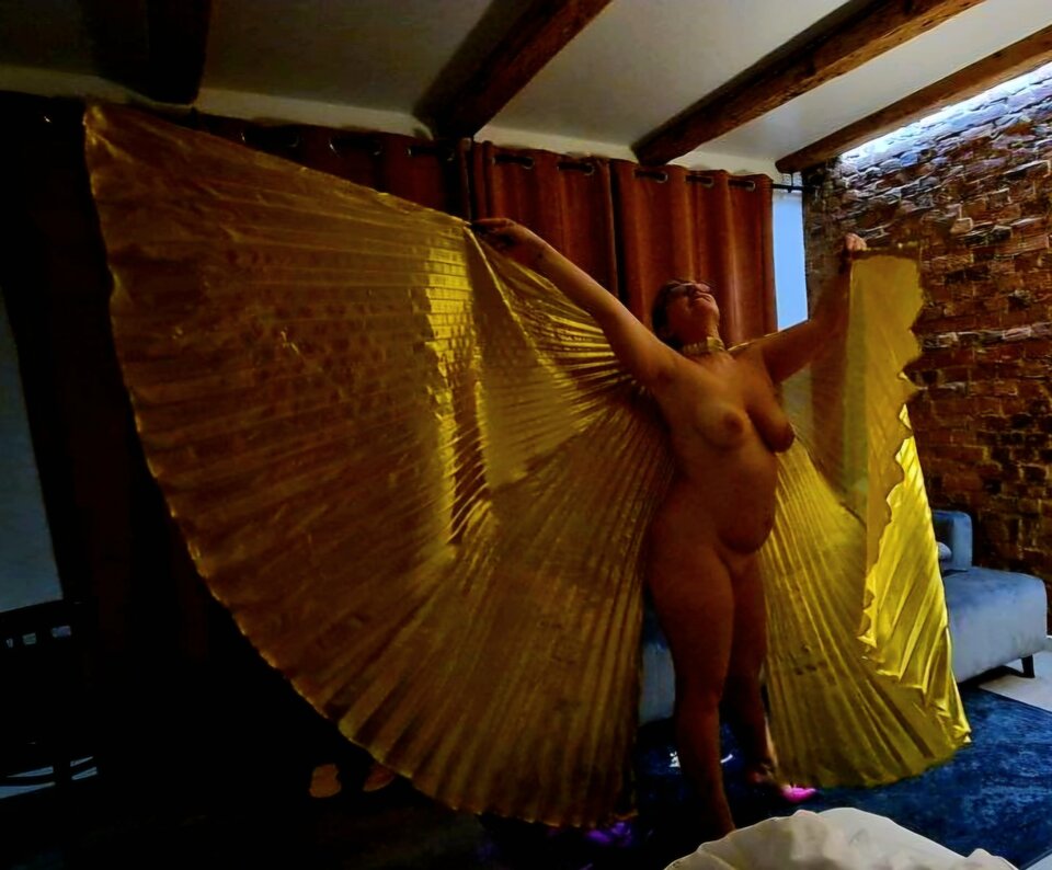 NYE.jpg - AiMplus1