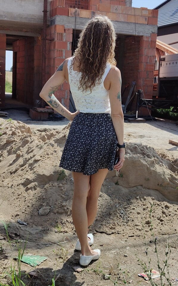 Pani inspektor. Na budowie nikt jej nie podskoczy🤭 - Tyrannosaurus_sex