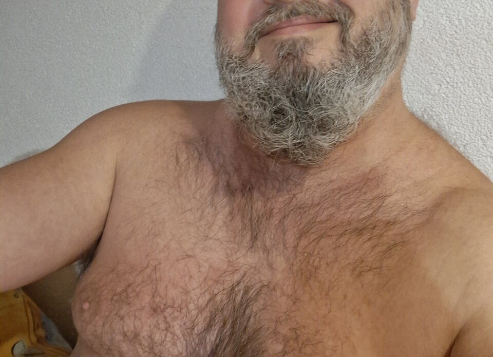 1000014082.jpg - gregory42