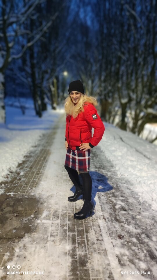 1000112191.jpg - Daria54