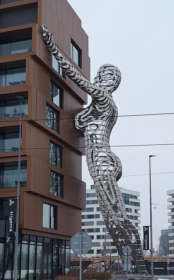 Lilith by David Černy Praha. Z dedykacją dla wszystkich niepok - Reyn76