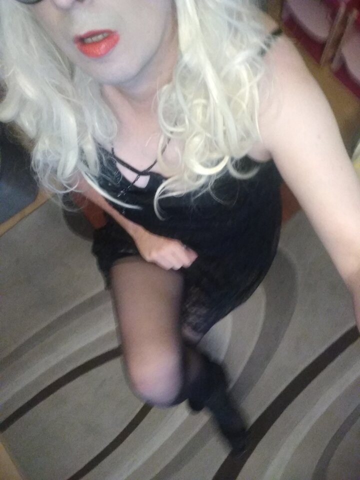 IMG_20241212_075537213_BURST000_COVER_TOP.jpg - juliadada