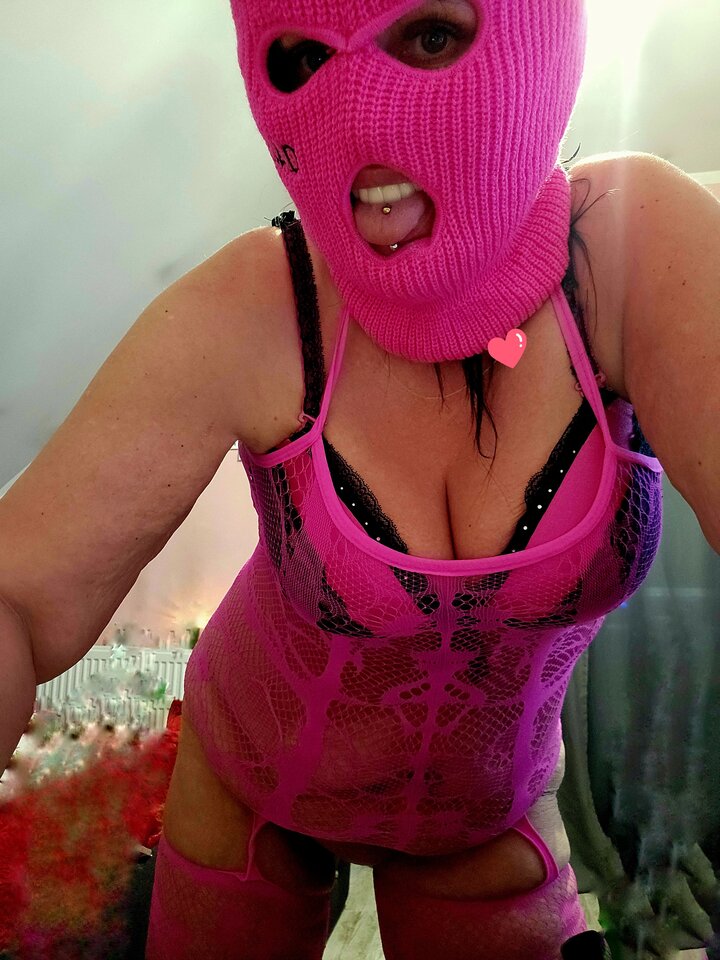 1000087969.jpg - 69Swintuchy69