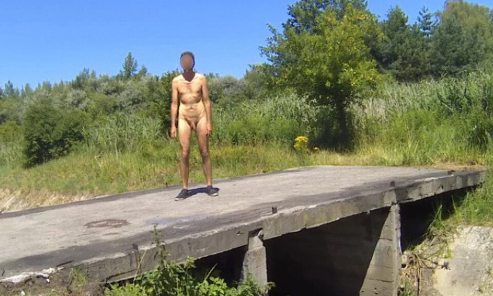 121441A.mp4_snapshot_00.20.744.jpg - Krzysztof_cfnm