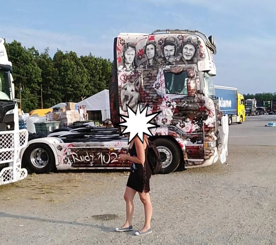received_185007263599172.jpeg - truckinggirl