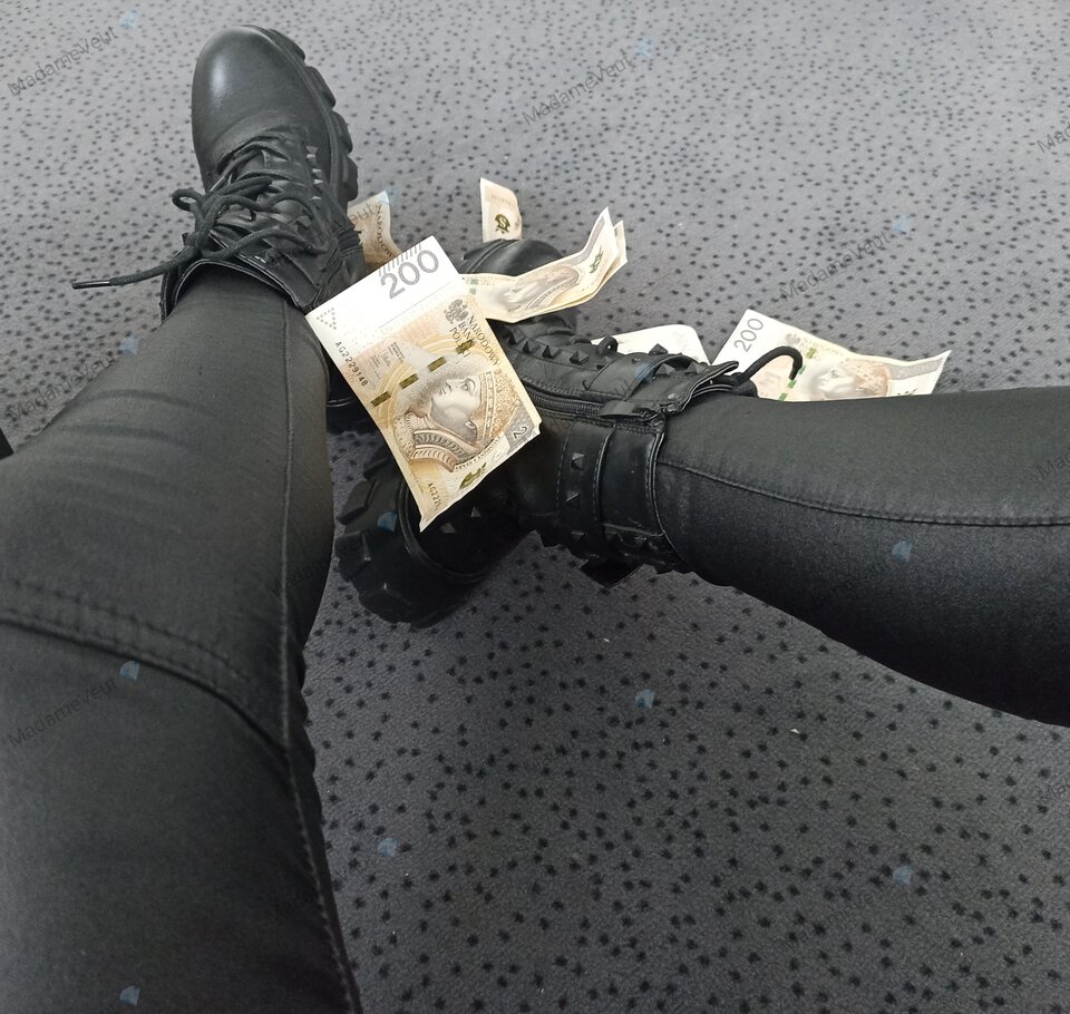 1000009192.jpg - MadameVeut