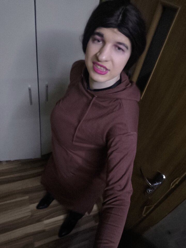 1000002180.jpg - Adriennecross