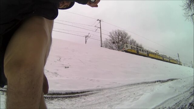 ŻABIE DOŁY - spacer 20250113_1222 (comp).mp4_snapshot_17.07.68 - Krzysztof_cfnm
