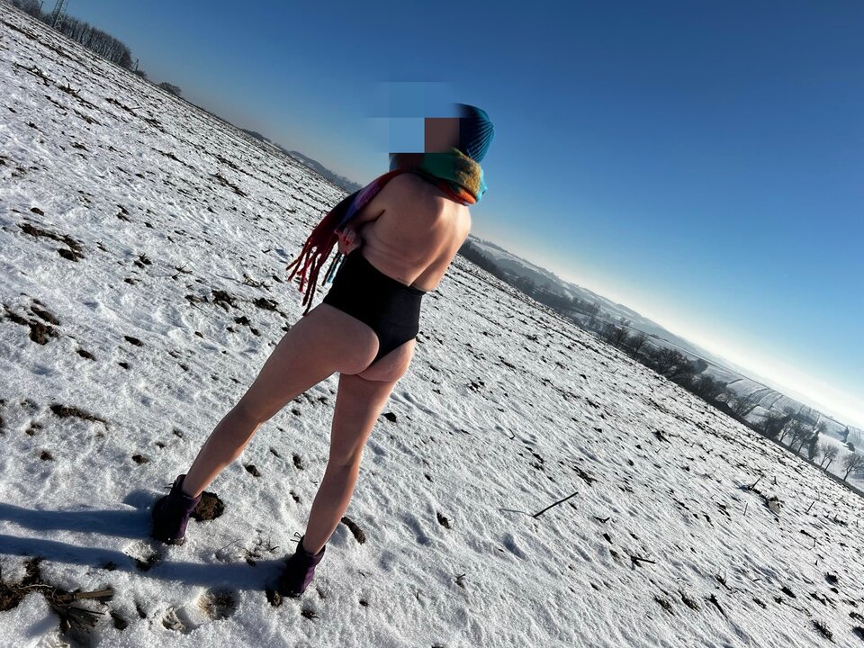 Zimowy spacer - niezlapara2527