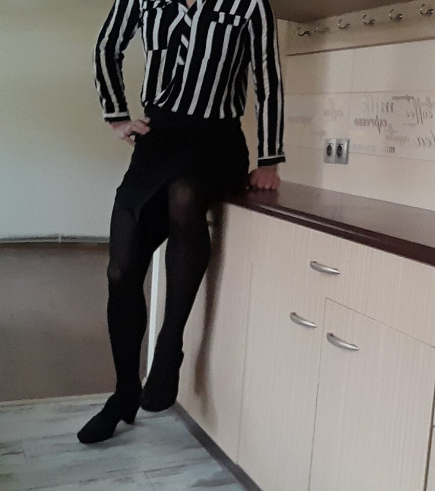 1000001958.jpg - MoniaTransCD