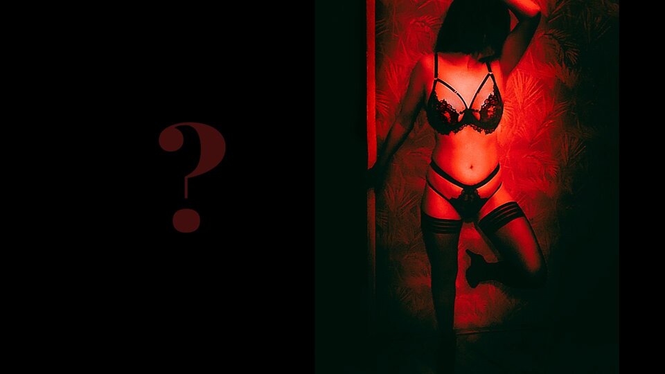 klub_znak zapytania.jpg - Poligamistka