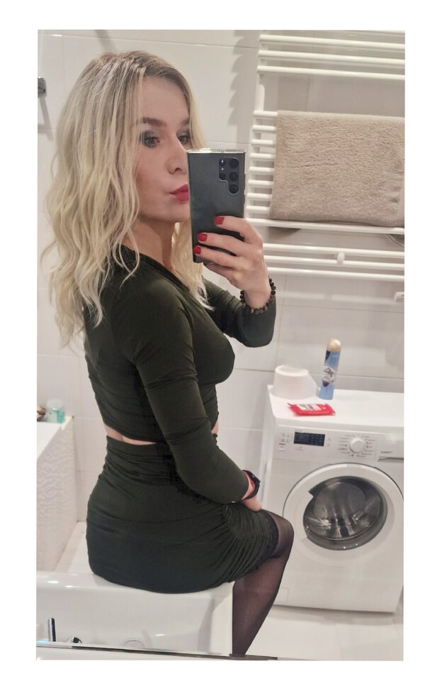 1000051870.jpg - Trans26