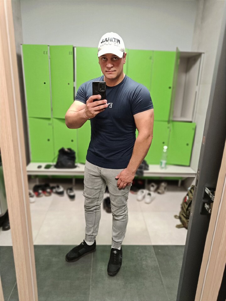 1000009862.jpg - Czarny_bdg