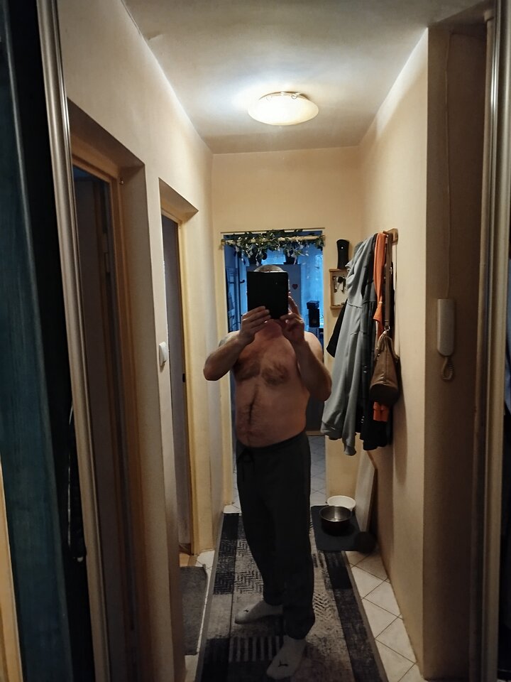 1000000422.jpg - Trampkislave