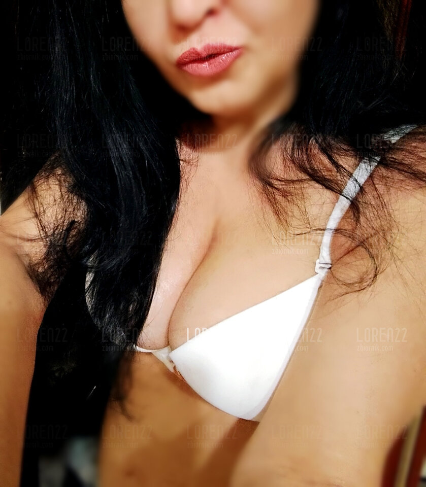 🫦🫦🫦 - Loren22