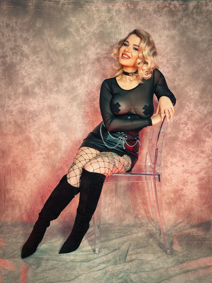 20250107_130101.jpg - MarleneMoore