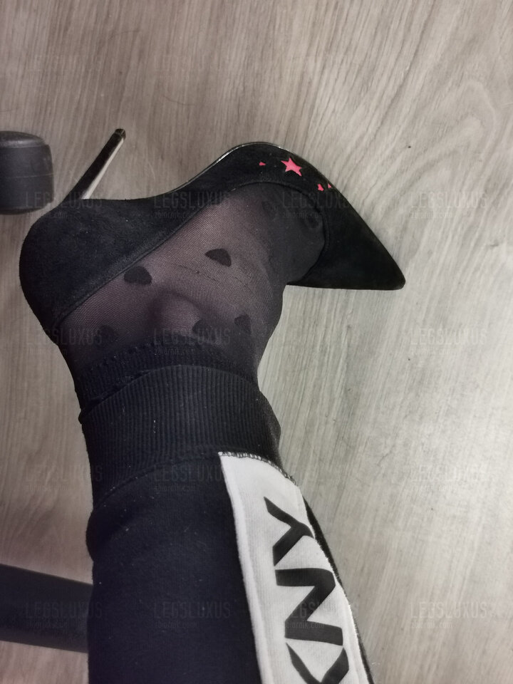 Na imprezę to które? - LegsLuxus