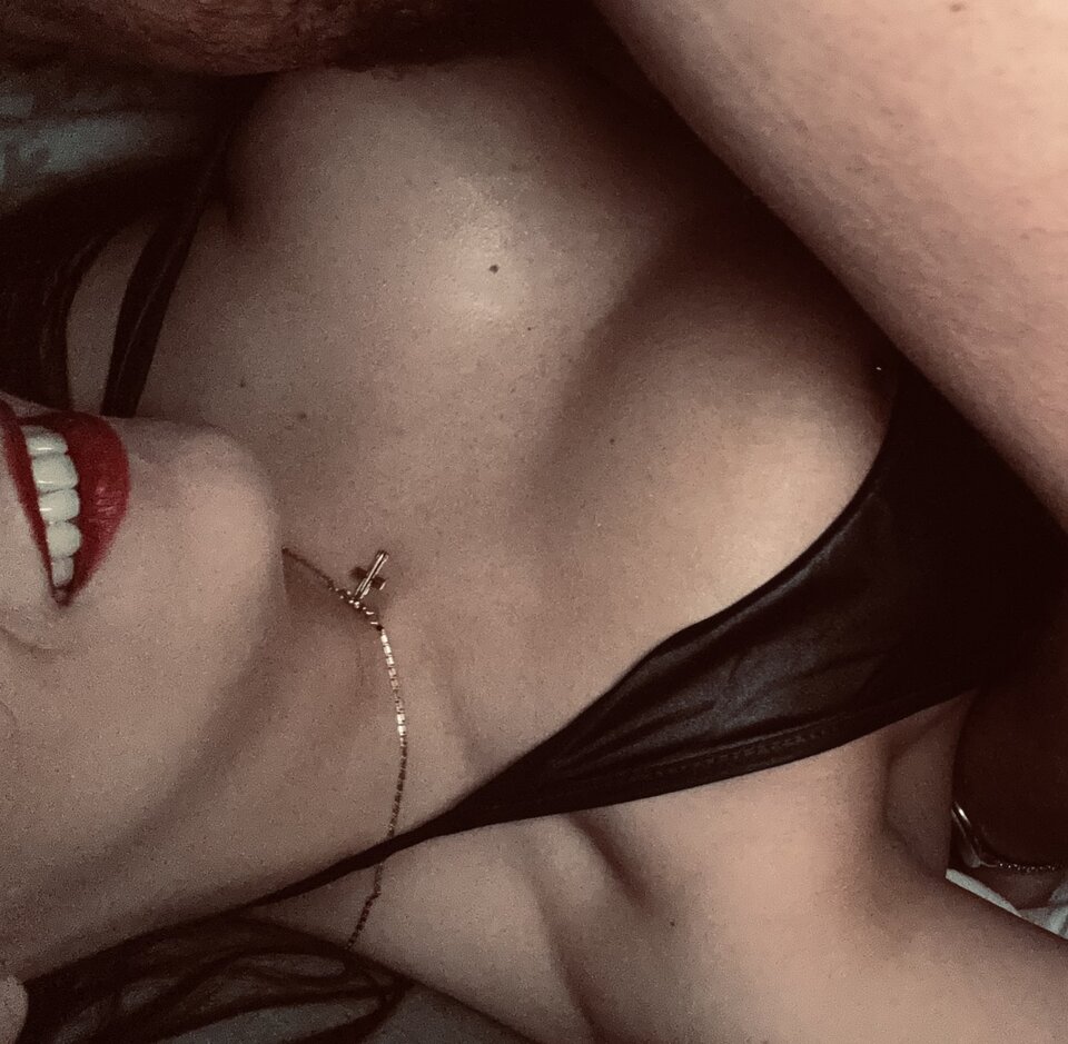 IMG_4873.jpeg - HotMarriage