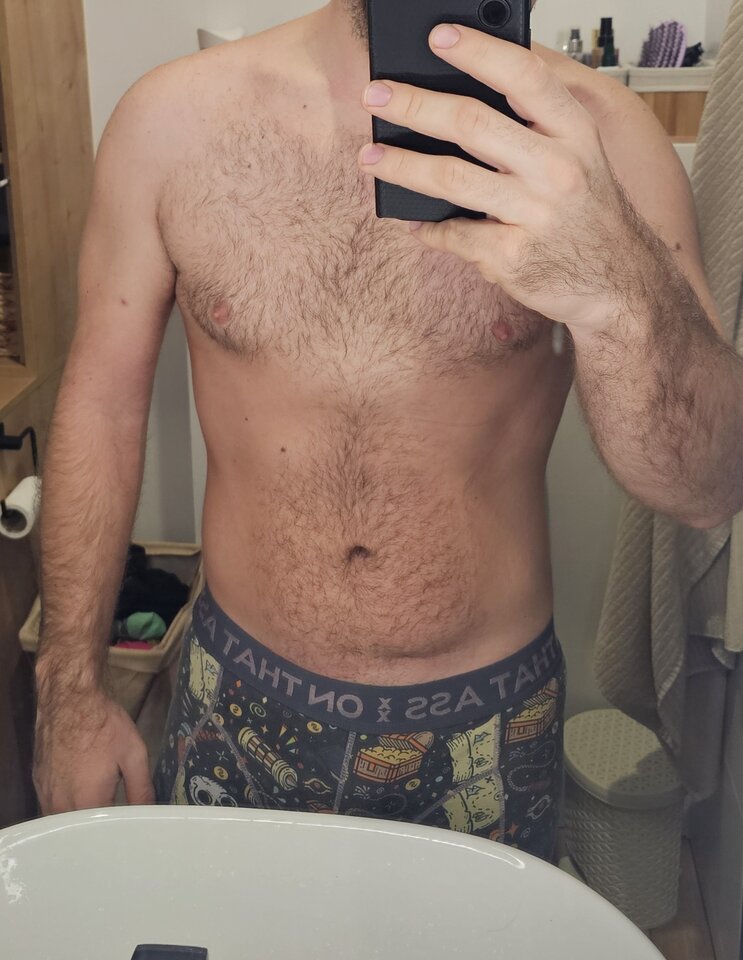 1000000437.jpg - menfist135