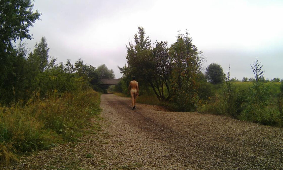 141801A.mp4_snapshot_00.25_[2023.08.29_16.45.49].jpg - Krzysztof_cfnm