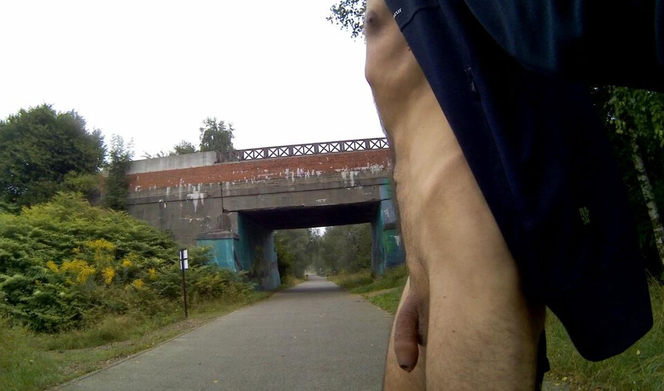 20230829_143815A.mp4_snapshot_02.49_[2023.08.29_17.33.19].jpg - Krzysztof_cfnm