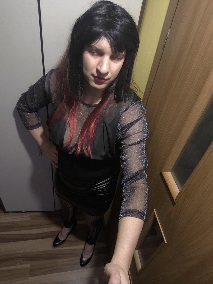 1000002792.jpg - Adriennecross