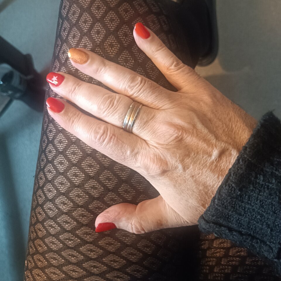 W niedzielę przed śniadaniem 💅👄😎☕ - Gregorja