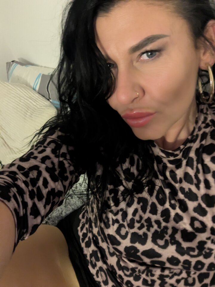 1000010486.jpg - m2022