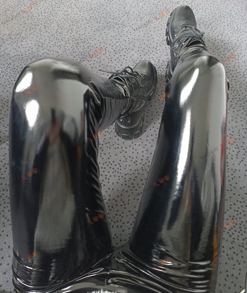 shines🎁🎁 - MadameVeut