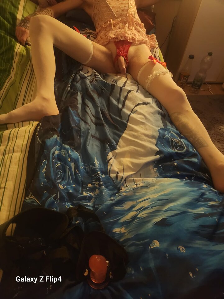 1000061115.jpg - 19721987my