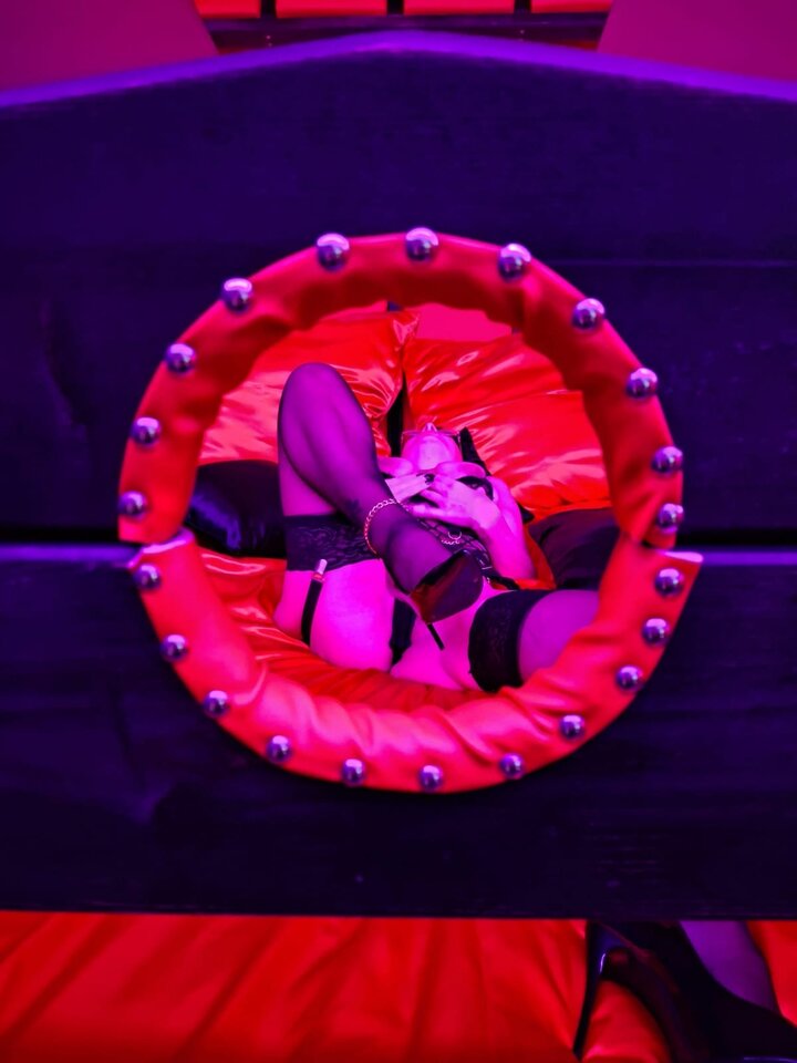 1000038195.jpg - Rosaviktor