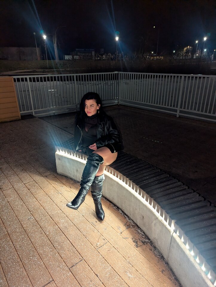 1000011014.jpg - m2022