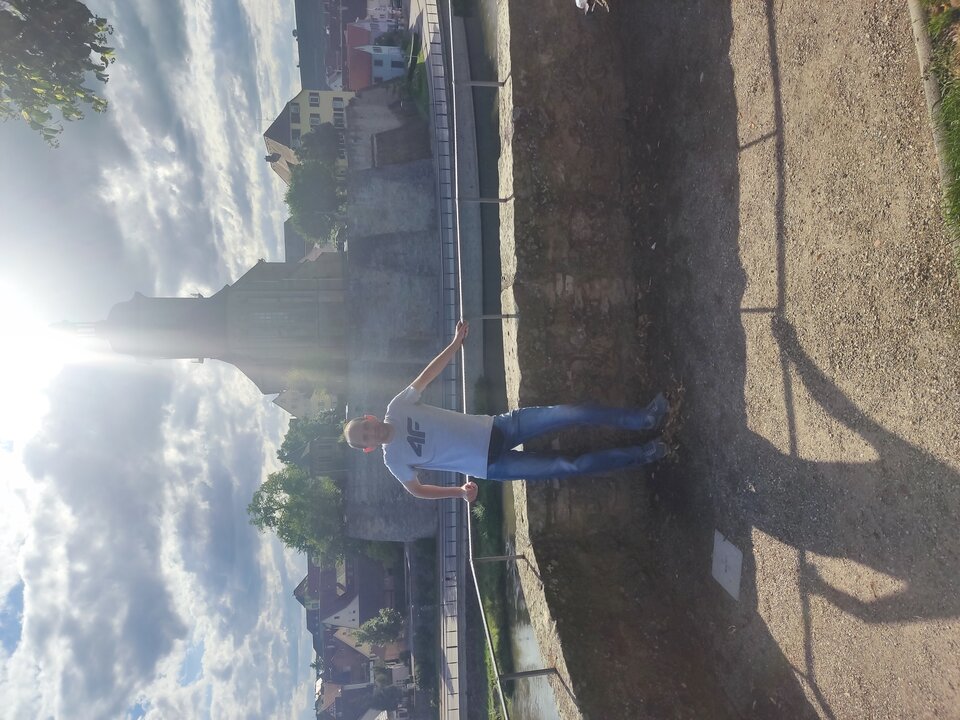 f1651eec-0c34-45a8-a0b1-f5375a885b32-1_all_44.jpg - sf43