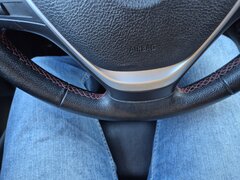 Kobiety mogą w pończochach to ja mogę w jeansach ;)