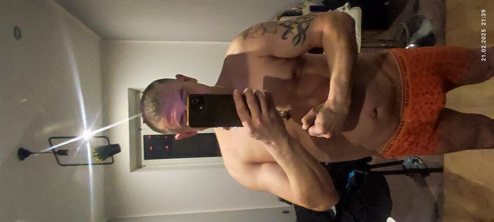 1000040119.jpg - Brunetnh69