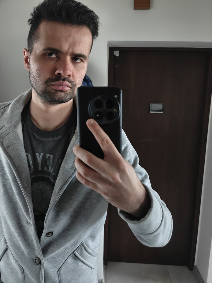 1000015290.jpg - artystan