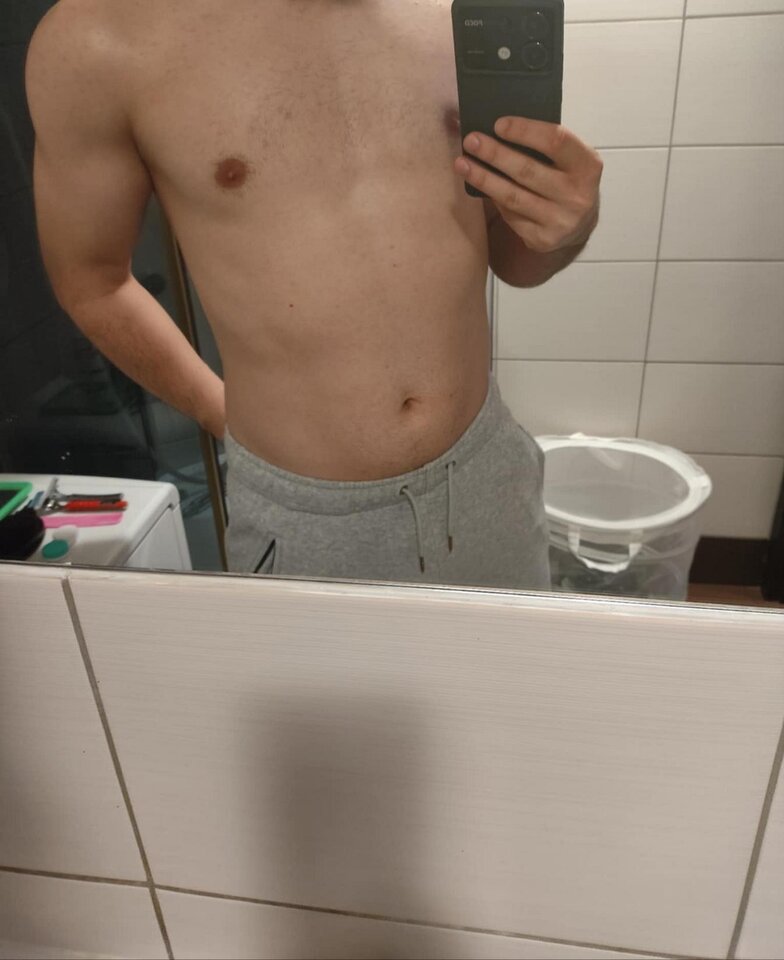 1000005600.jpg - Peuer