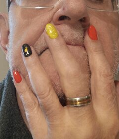 Damski facet z nowymi kolorkami 💅👄👍